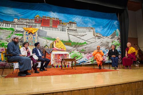 TibetanCommmunityCenter DalaiLamaBirthday-234