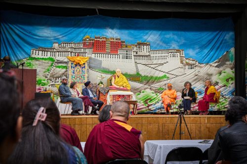 TibetanCommmunityCenter DalaiLamaBirthday-251