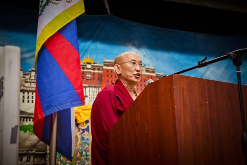 TibetanCommmunityCenter DalaiLamaBirthday-255